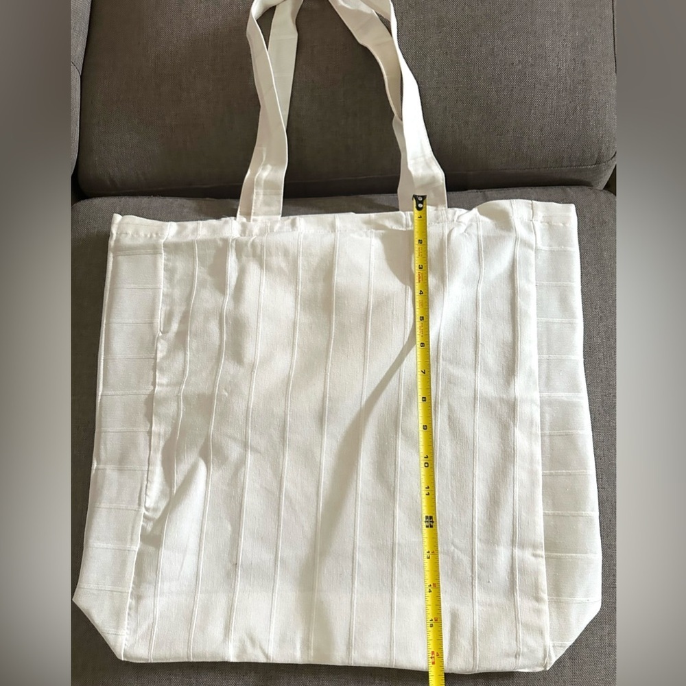 NEW, ZARA Large Cotton Fabric Ivory Shopper Shoulder TOTE Beige Bag w/Gold Logo - Picture 6 of 9